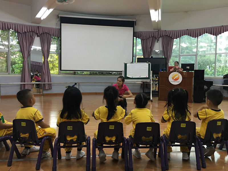 中班音樂欣賞活動《音樂馬車》 中班音樂欣賞活動《音樂馬車》