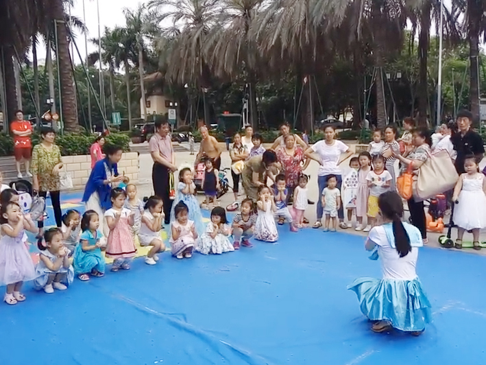 〈萬科城中心〉小貓小貓“喵喵”，寶貝們一起做運(yùn)動