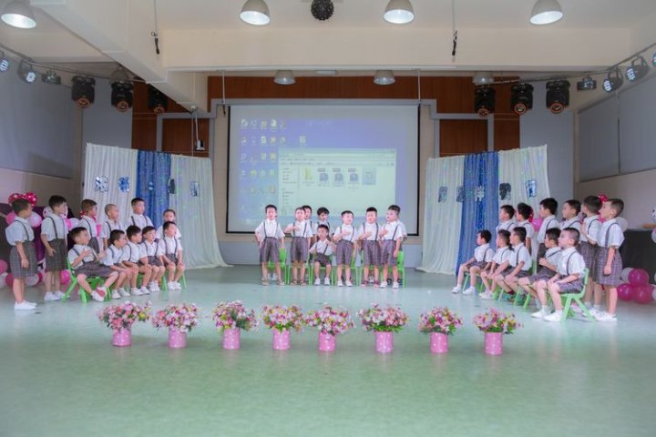 濃濃二幼情，師恩伴我行！—公明二幼大班畢業(yè)典禮！